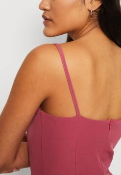 Wal G Boa Strappy Mini - Robe Fourreau - Magenta 11 Wal G Boa Strappy Mini - Robe Fourreau - Magenta -Wal Mode Promos Soldes Boutique 0842480065cc44acbe360a74ecaf2733