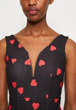 Wal G Valentines Elle Heart Skater - Robe En Jersey - Black/Red -Wal Mode Promos Soldes Boutique 0c93ec769f47470897ccb56d46db76c4