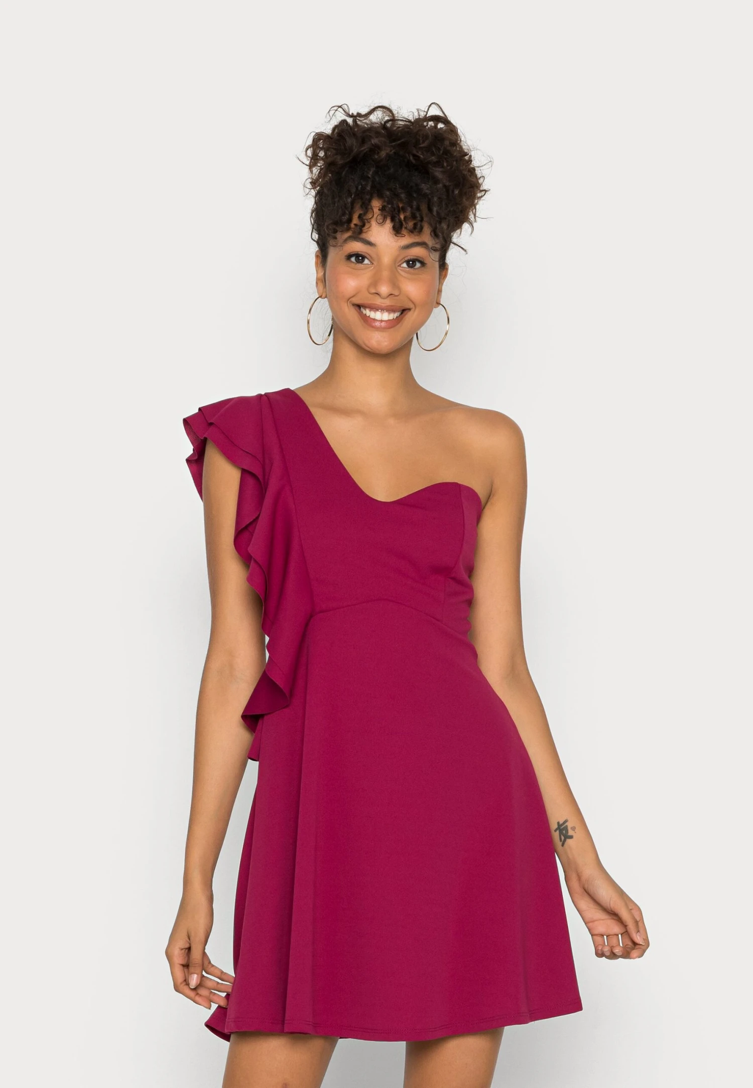 Wal G One Shoulder Skater Dress - Robe En Jersey - Magenta 1 Wal G One Shoulder Skater Dress - Robe En Jersey - Magenta