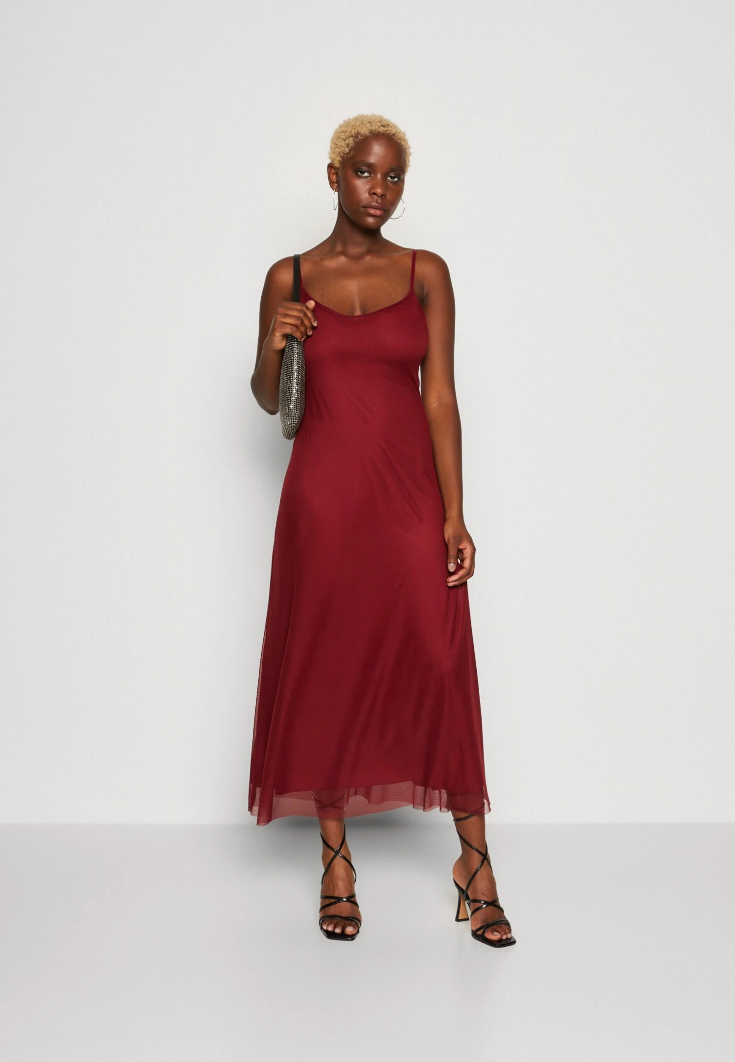 Wal G Sandy - Robe Longue - Plum 2 Wal G Sandy - Robe Longue - Plum – Image 2
