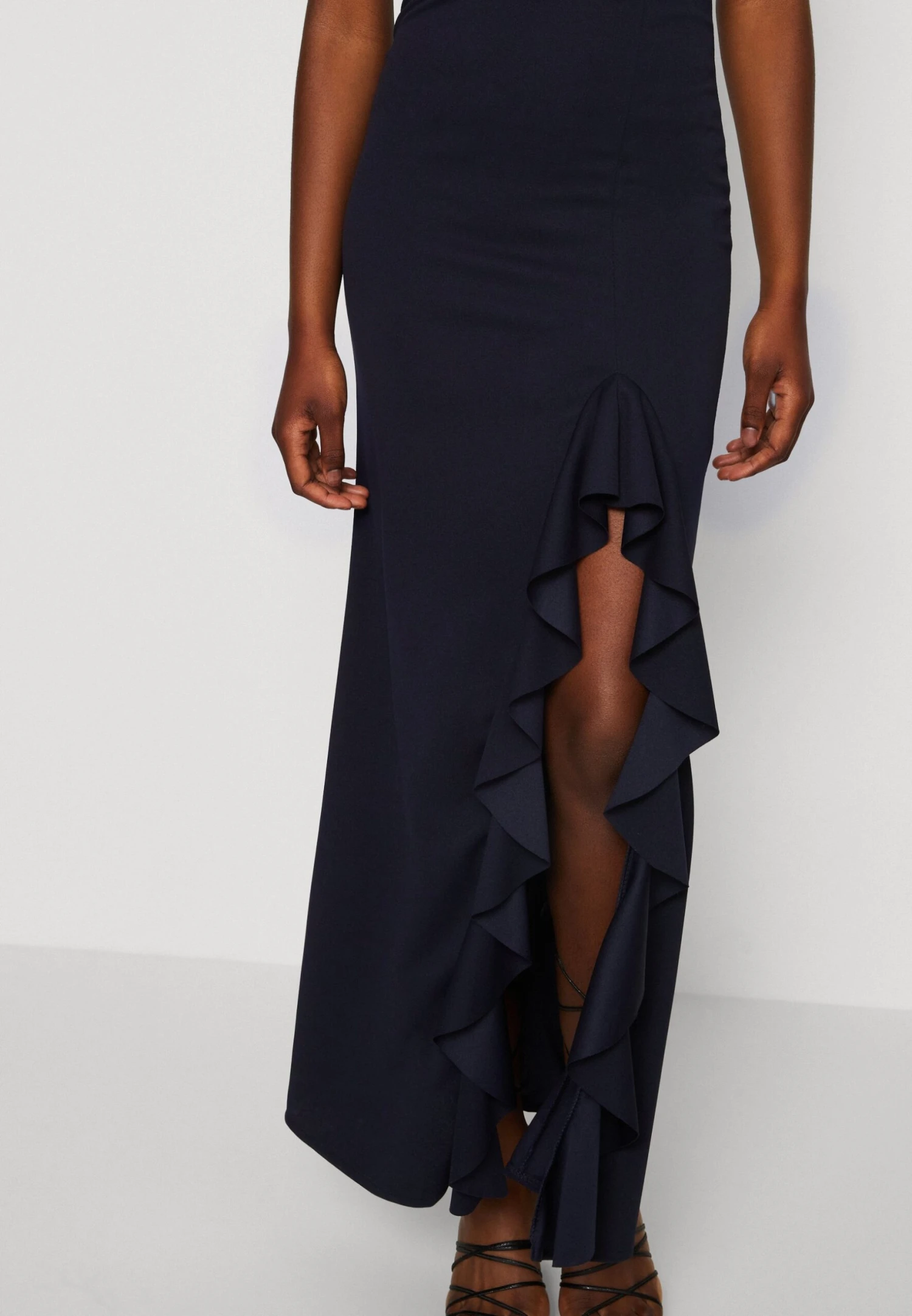 Wal G Soya One Shoulder Maxi Dress - Robe En Jersey - Navy Blue 6 Wal G Soya One Shoulder Maxi Dress - Robe En Jersey - Navy Blue – Image 6