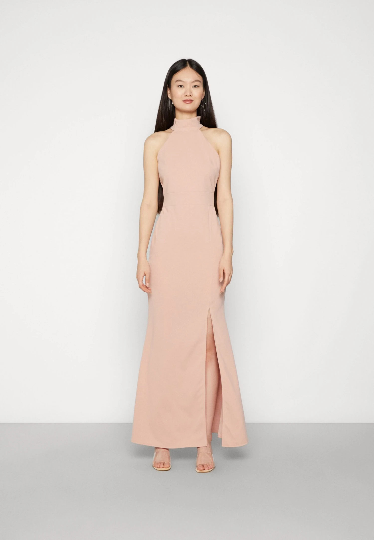 Wal G Sara Halter Neck Maxi Dress - Robe De Cocktail - Blush Pink 1 Wal G Sara Halter Neck Maxi Dress - Robe De Cocktail - Blush Pink
