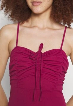 Wal G Jemme Rouched Maxi Dress - Robe De Soirée - Magenta -Wal Mode Promos Soldes Boutique 2d31ff7a637743d4b42d55f706baf605