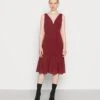 Wal G Jessie Pleat Midi Dress - Robe De Soirée - Wine