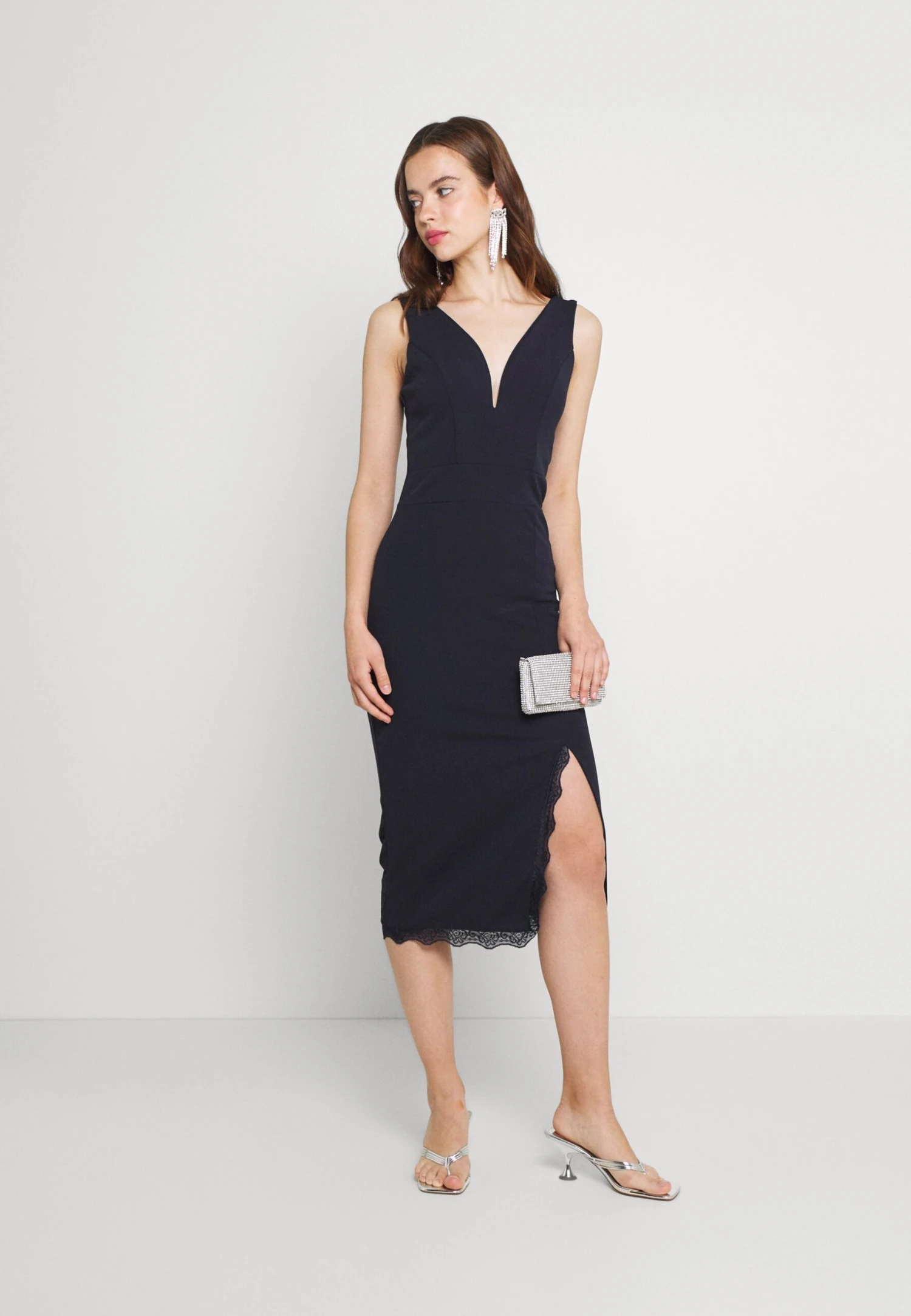 Wal G Chantelle Midi Dress - Robe En Jersey - Navy Blue 2 Wal G Chantelle Midi Dress - Robe En Jersey - Navy Blue – Image 2