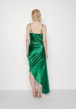 Wal G Strappy Maxi Dress - Robe De Soirée - Leaf Green 8 Wal G Strappy Maxi Dress - Robe De Soirée - Leaf Green -Wal Mode Promos Soldes Boutique 3c67a7c45bc34ef488bcd72b84297b05