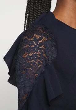 Wal G Marlee Frill Dress - Robe De Soirée - Navy Blue -Wal Mode Promos Soldes Boutique 403247a6e1c645f480cd320b7933597d