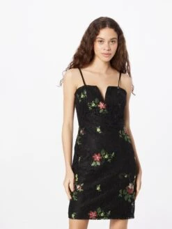 Wal G Robes De Cocktail Robe De Cocktail SIMRAN Femme Noir -Wal Mode Promos Soldes Boutique 44b9eb79e555d466e80fb7c41c74880a