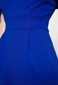 Wal G Liyavi Cape Sleeve - Combinaison - Electric Blue -Wal Mode Promos Soldes Boutique 4644859a370b41c1acd8282387ea2a8e