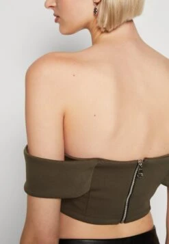 Wal G Brody Crop - T-Shirt Imprimé - Khaki -Wal Mode Promos Soldes Boutique 487ee0bebc4842a1baa2dff21414402d