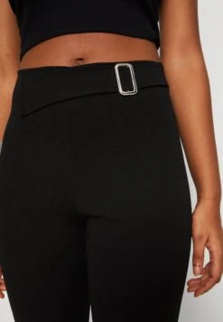 Wal G Melody Buckle Trouser - Pantalon Classique - Black -Wal Mode Promos Soldes Boutique 4897e081502d42e991b88bce392c31d7