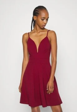 Wal G Vincent Skater Dress - Robe En Jersey - Wine
