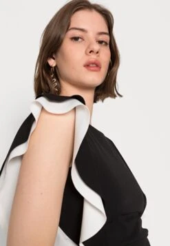 Wal G Kelly Ruffle Sleeve Midi Dress - Robe De Soirée - Black/White -Wal Mode Promos Soldes Boutique 5b4ea8f856714e00802b7e1ecf0d4e1f