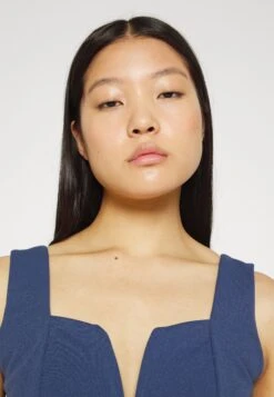 Wal G Cruise Midi Dress - Robe Fourreau - Denim Blue 9 Wal G Cruise Midi Dress - Robe Fourreau - Denim Blue -Wal Mode Promos Soldes Boutique 5b573a7d06ae42539f21331bd6e6a4a9