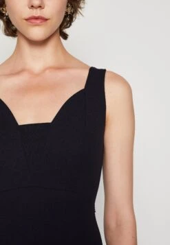 Wal G Anabella Ruffle Bottom Midi - Robe En Jersey - Navy Blue 11 Wal G Anabella Ruffle Bottom Midi - Robe En Jersey - Navy Blue -Wal Mode Promos Soldes Boutique 5edbb774d785453a86c22331a01a2254