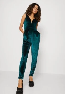 Wal G V Neck - Combinaison - Forest Green -Wal Mode Promos Soldes Boutique 65a2e0f2bacc4b3f91fb23c9205ff4cc