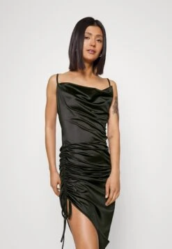 Wal G Ruched Dress - Robe De Soirée - Black -Wal Mode Promos Soldes Boutique 66addd4c0d4947d399f8fc94f16e68d2