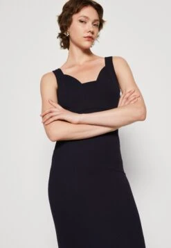 Wal G Anabella Ruffle Bottom Midi - Robe En Jersey - Navy Blue 9 Wal G Anabella Ruffle Bottom Midi - Robe En Jersey - Navy Blue -Wal Mode Promos Soldes Boutique 6915dddb9fcf401c963730586a01077e