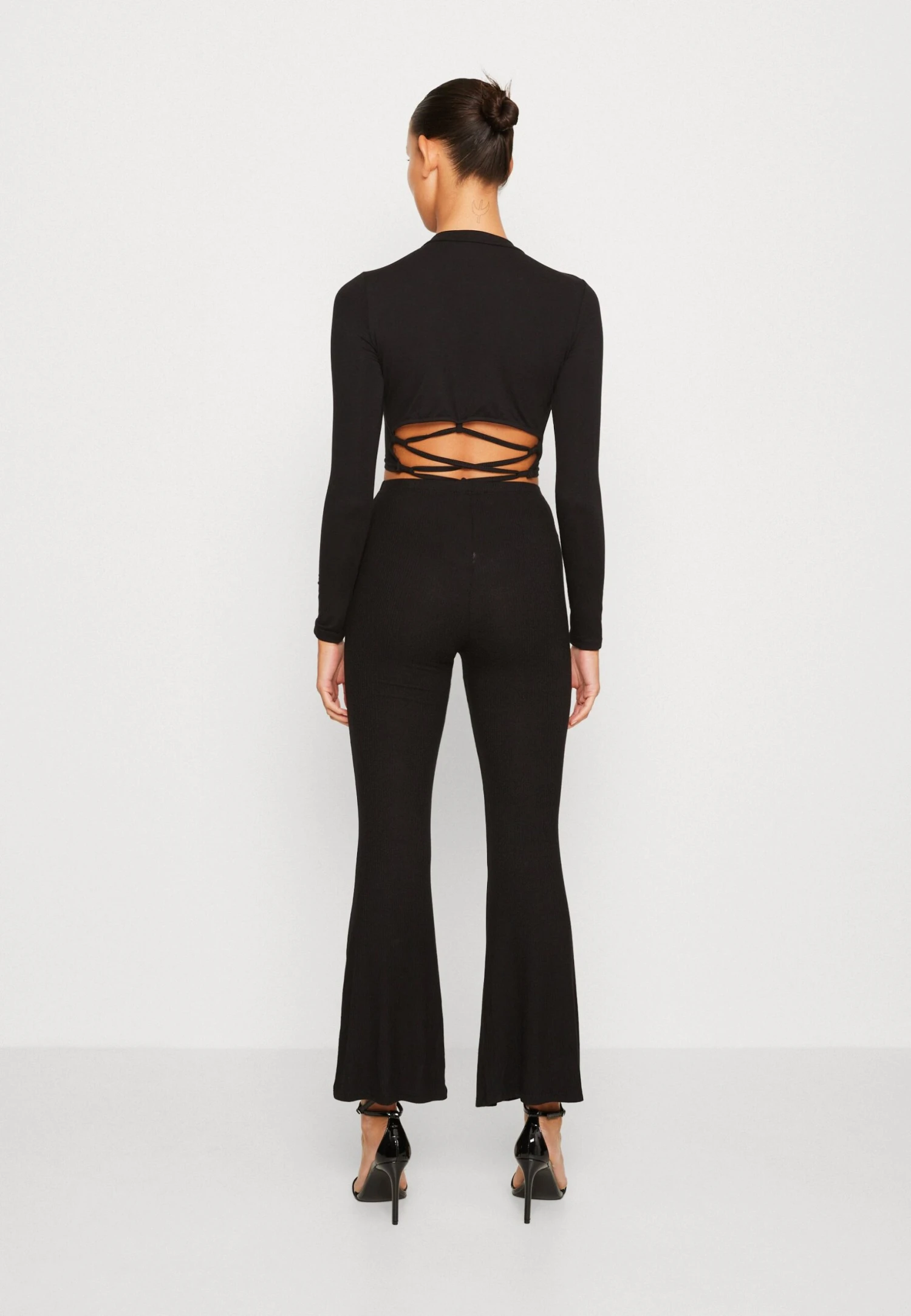 Wal G Ross Flare Trouser - Pantalon Classique - Black 3 Wal G Ross Flare Trouser - Pantalon Classique - Black – Image 3