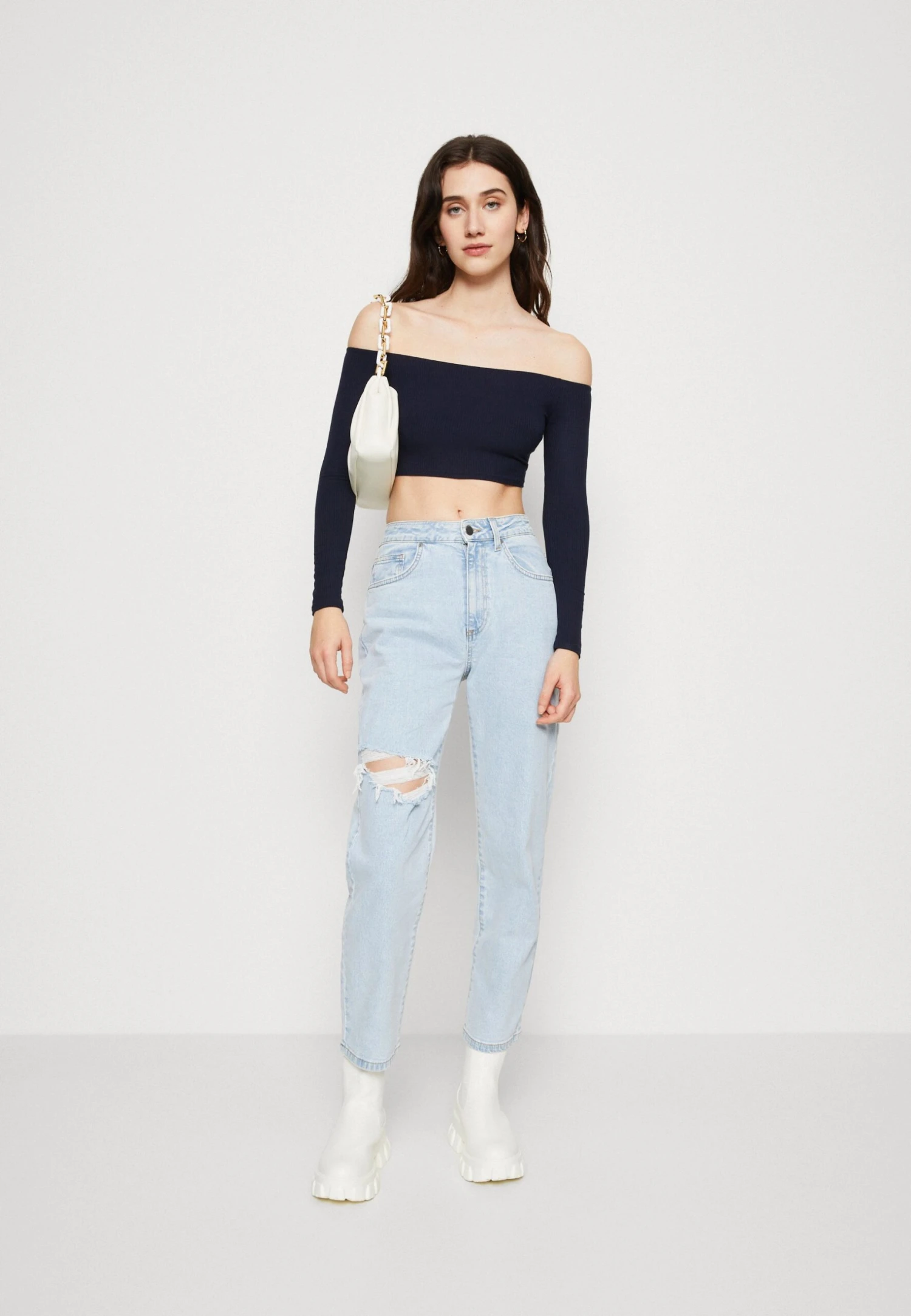 Wal G Hollie Off Shoulder Crop - T-Shirt À Manches Longues - Navy 2 Wal G Hollie Off Shoulder Crop - T-Shirt À Manches Longues - Navy – Image 2