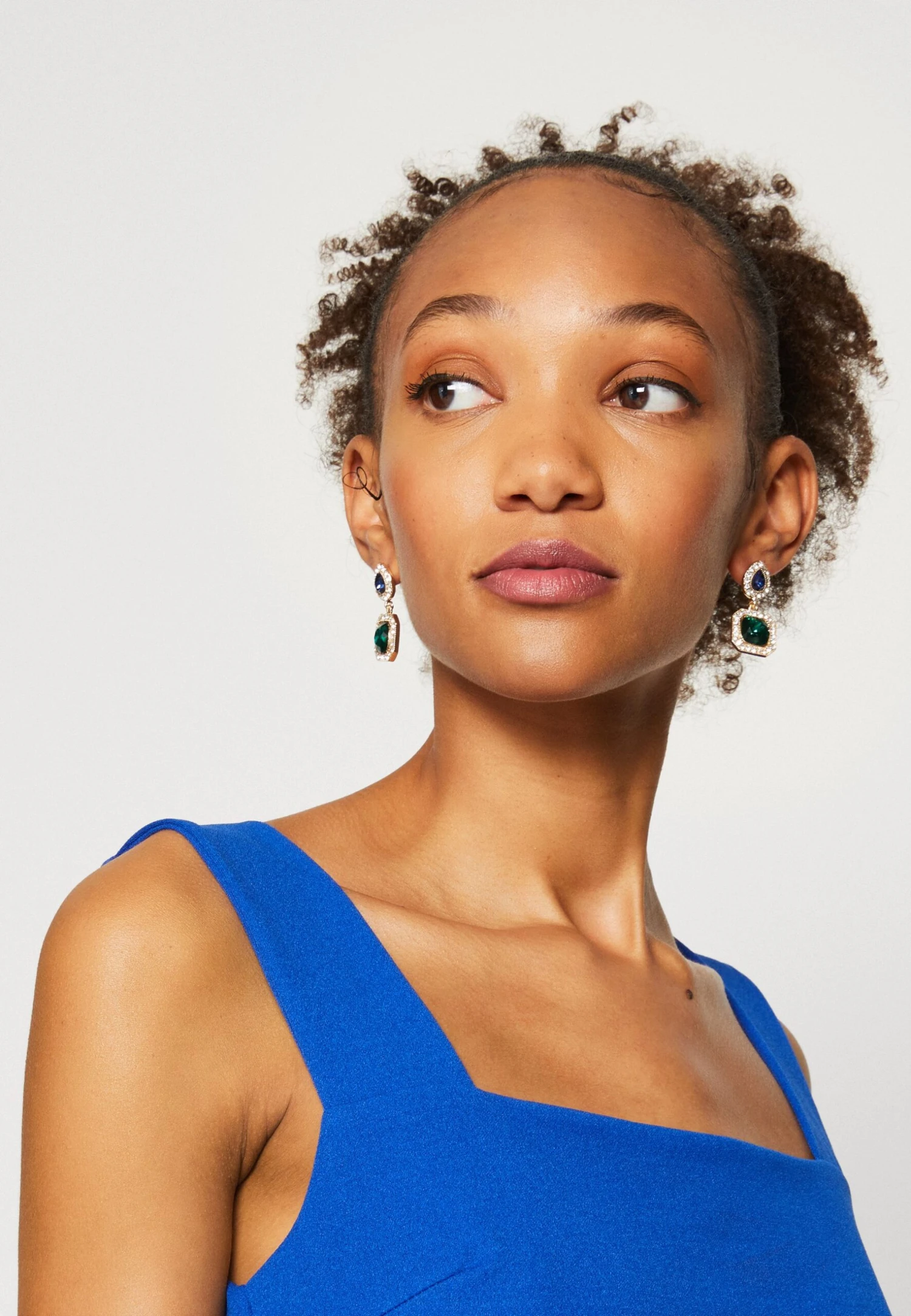 Wal G Jumina Buckle Midi - Robe En Jersey - Electric Blue 4 Wal G Jumina Buckle Midi - Robe En Jersey - Electric Blue – Image 4