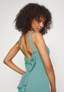 Wal G Sacha Frill Dress - Robe De Cocktail - Sage Green -Wal Mode Promos Soldes Boutique 7a1e21e5c0f44d3bb987f28a4291a77c