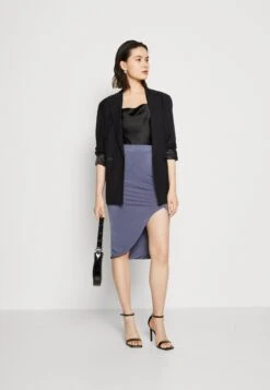 Wal G Party Ty Midi Skirt - Jupe Crayon - Denim Blue -Wal Mode Promos Soldes Boutique 842ac19ad15447a9821d0fef7fff537d