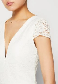 Wal G Wedding First Dance V Neck Maxi - Robe De Cocktail - White 11 Wal G Wedding First Dance V Neck Maxi - Robe De Cocktail - White -Wal Mode Promos Soldes Boutique 876fcc3ee02648d98c05e27dd34bba44