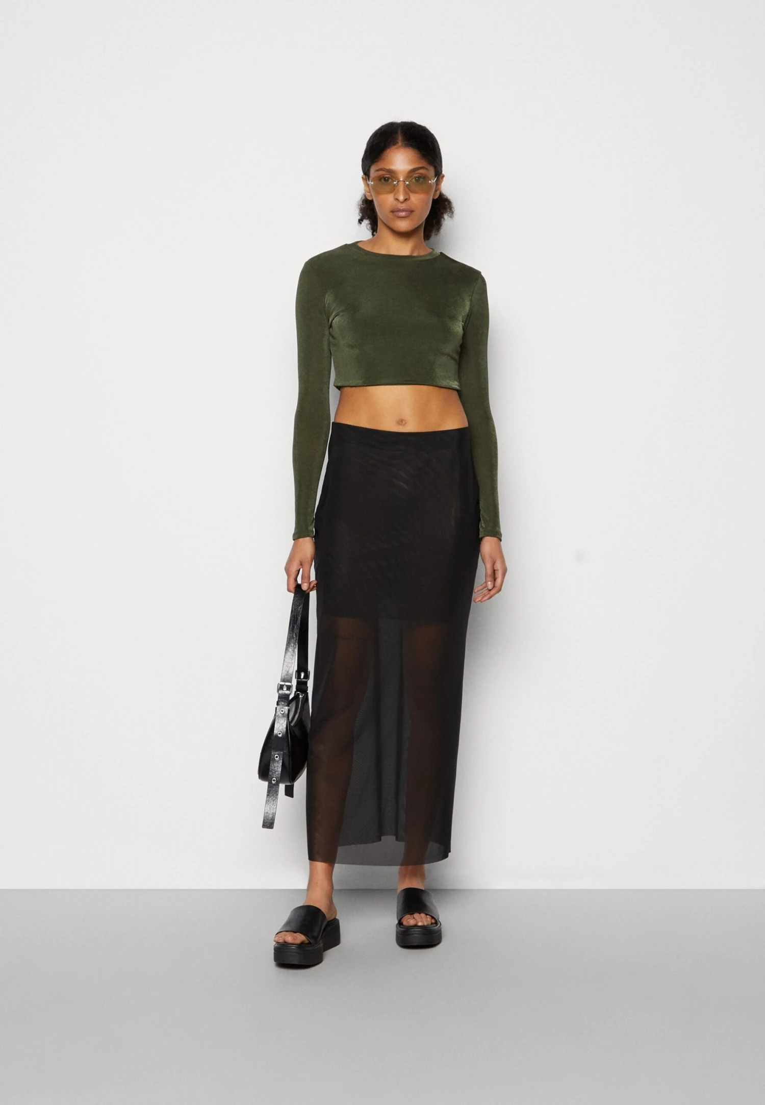 Wal G Nadia Long Sleeve - T-Shirt À Manches Longues - Khaki Green 2 Wal G Nadia Long Sleeve - T-Shirt À Manches Longues - Khaki Green – Image 2