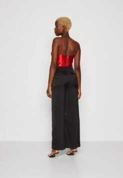 Wal G Christian Corset Crop - Débardeur - Red -Wal Mode Promos Soldes Boutique 89486f6a4a4944dbbc7dceba463b4abb