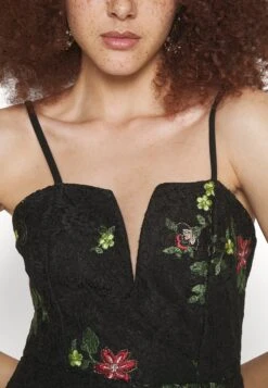 Wal G Simran Midi Floral Dress - Robe De Soirée - Black -Wal Mode Promos Soldes Boutique 8c86ff12fb4f4f3ea6cf9fe05bf73f20