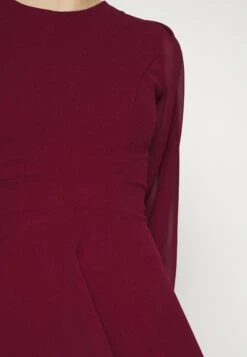 Wal G Kat Sleeve Dress - Robe De Jour - Berry Wine -Wal Mode Promos Soldes Boutique 8faadc9e9fda442ab09a5a990a9ab2fe