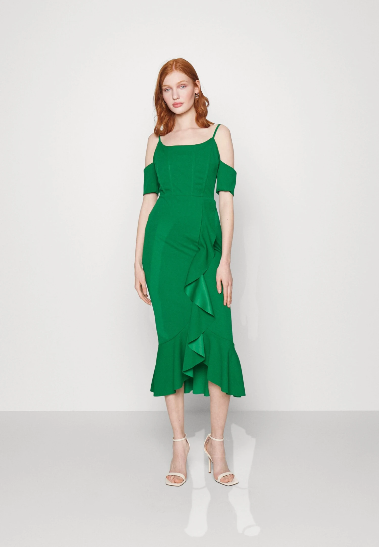 Wal G Saskia Strappy Midi - Robe De Soirée - Leaf Green 2 Wal G Saskia Strappy Midi - Robe De Soirée - Leaf Green – Image 2