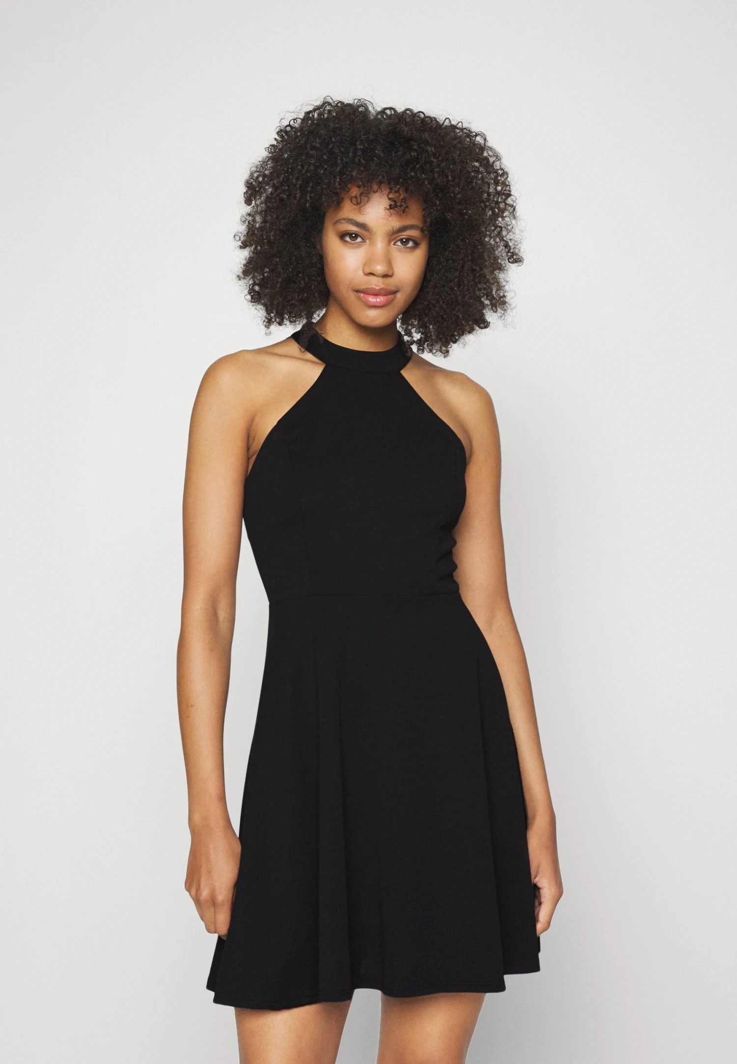 Wal G Bali Halter Neck Skater Dress - Robe En Jersey - Black 1 Wal G Bali Halter Neck Skater Dress - Robe En Jersey - Black
