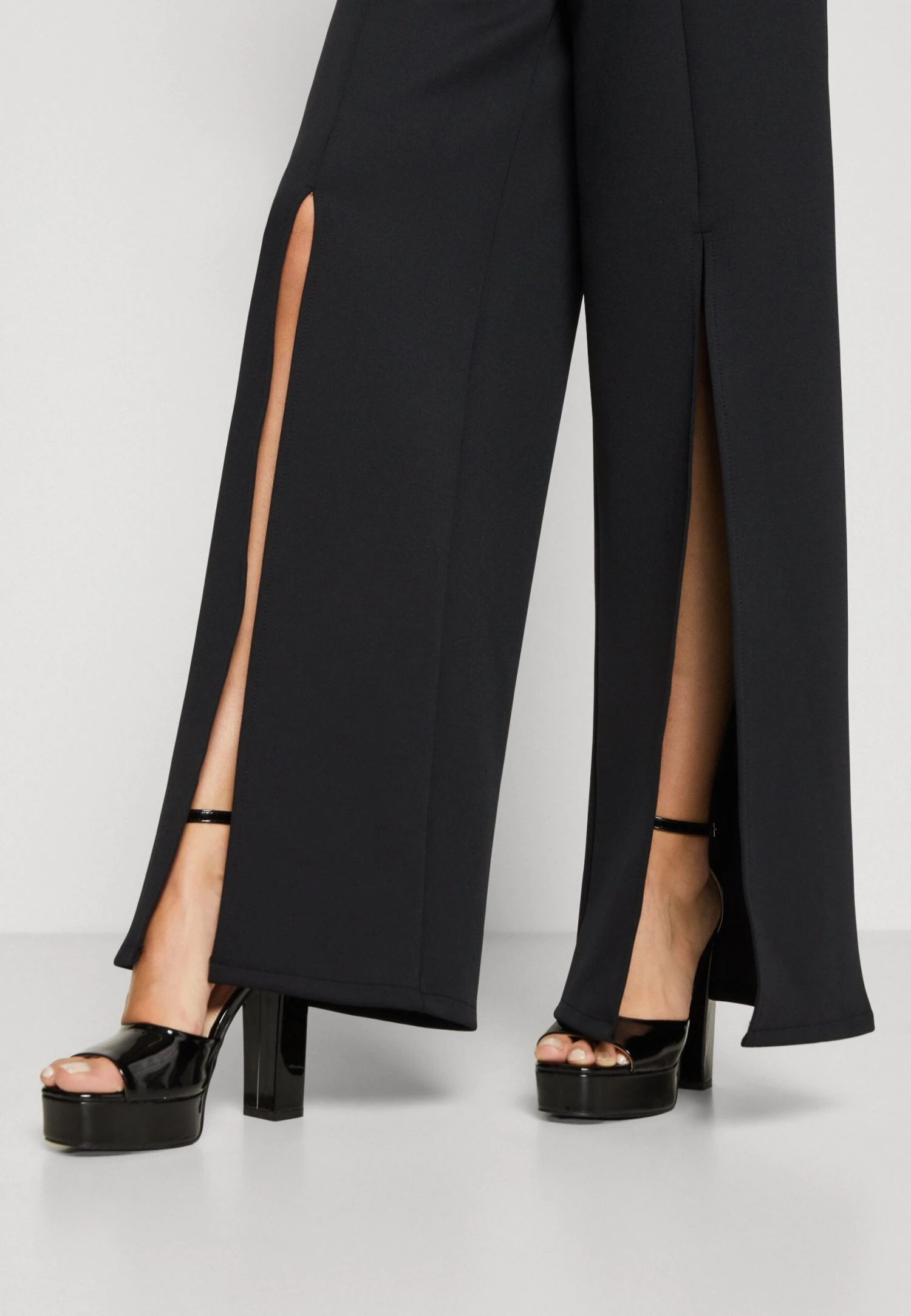 Wal G Josh Pleat Trouser - Pantalon Classique - Black 4 Wal G Josh Pleat Trouser - Pantalon Classique - Black – Image 4