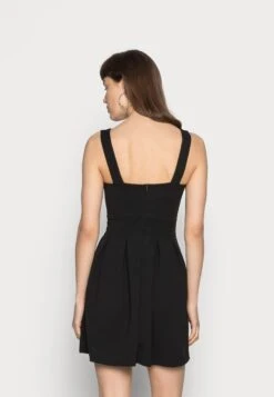 Wal G Pleated Fit And Flare - Robe De Soirée - Black -Wal Mode Promos Soldes Boutique a33221193f0041f9a694f0a88234b694