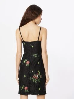 Wal G Robes De Cocktail Robe De Cocktail SIMRAN Femme Noir -Wal Mode Promos Soldes Boutique a768c61b4644c673dd98ccb085408c00