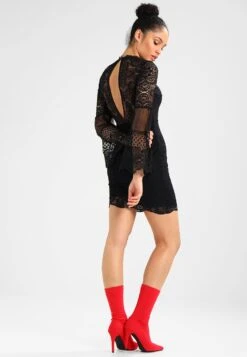 Wal G Detail Mini Dress - Robe De Soirée - Black -Wal Mode Promos Soldes Boutique aa4c17c04e3a47e5bc451d75a871d212