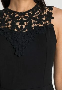 Wal G Bust Skater Dress - Robe De Soirée - Black -Wal Mode Promos Soldes Boutique adfd258b515a4e8b93155a610f6fa0dd