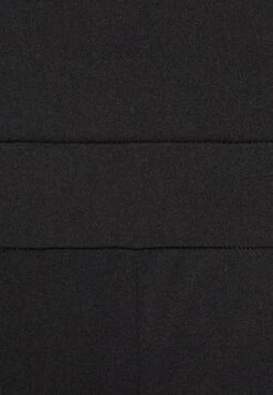 Violet Halter - Combinaison - Black 5 Violet Halter - Combinaison - Black -Wal Mode Promos Soldes Boutique b028c90cff584555bee98aecc8c6c0fe