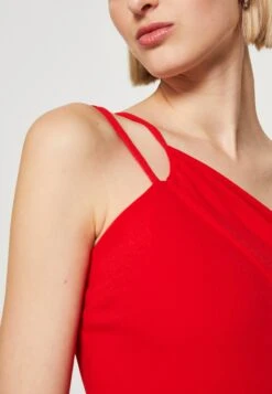 Wal G July Cut Out - Combinaison - Red 11 Wal G July Cut Out - Combinaison - Red -Wal Mode Promos Soldes Boutique ba1be4ef9f624c7a896393743faf6bde