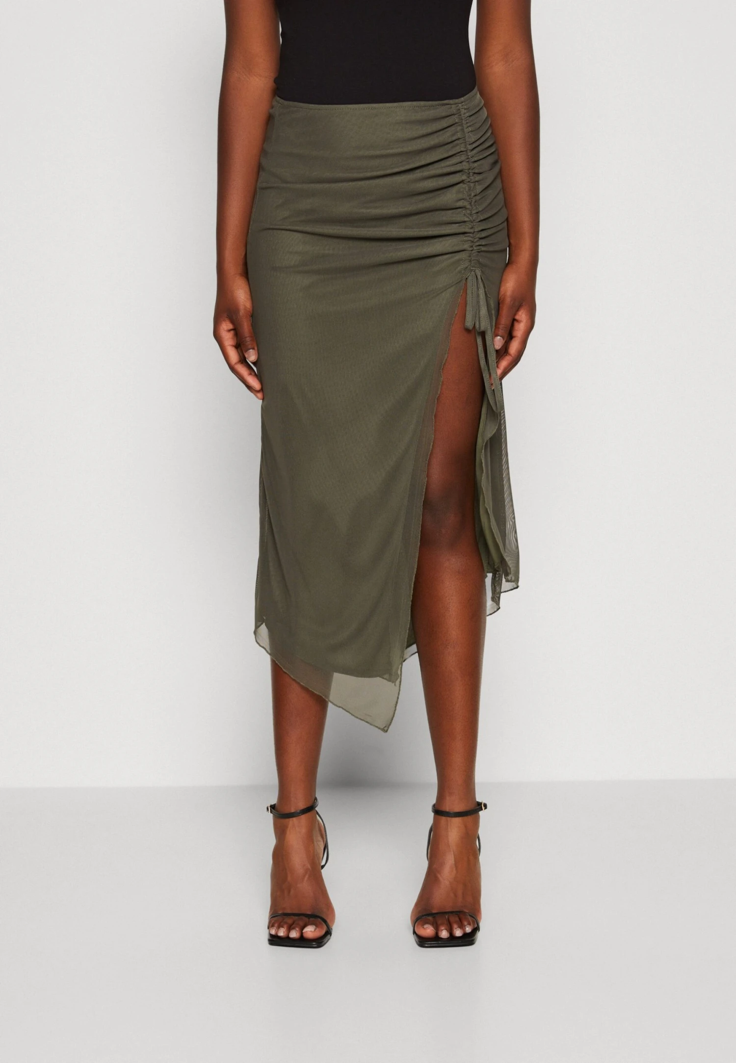 Wal G Roro Midi Skirt - Jupe Crayon - Khaki Green 1 Wal G Roro Midi Skirt - Jupe Crayon - Khaki Green