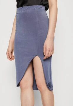 Wal G Party Ty Midi Skirt - Jupe Crayon - Denim Blue -Wal Mode Promos Soldes Boutique c9bc7730df034cc59b9da808cc14f2f9