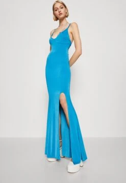 Wal G Rosie Strappy - Robe Longue - Ocean Blue 9 Wal G Rosie Strappy - Robe Longue - Ocean Blue -Wal Mode Promos Soldes Boutique d43f5bd38c334dfebdd46b1c1790f61d