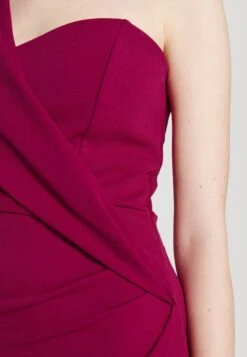 Wal G Sveena Dress - Robe Longue - Magenta -Wal Mode Promos Soldes Boutique d49d0b62e79e4f5885ac6ae6e52fa01c