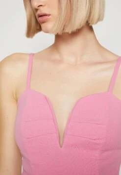 Wal G Dina V Neck Midi - Robe Fourreau - Rose Pink 11 Wal G Dina V Neck Midi - Robe Fourreau - Rose Pink -Wal Mode Promos Soldes Boutique d7a859a9a6d2410fa7d603d3afdae2fc