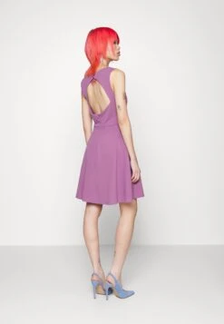 Wal G Missy Heart Skater Dress - Robe De Soirée - Mauve Pink -Wal Mode Promos Soldes Boutique e188e63302144f2891fb0e7564ea7d99