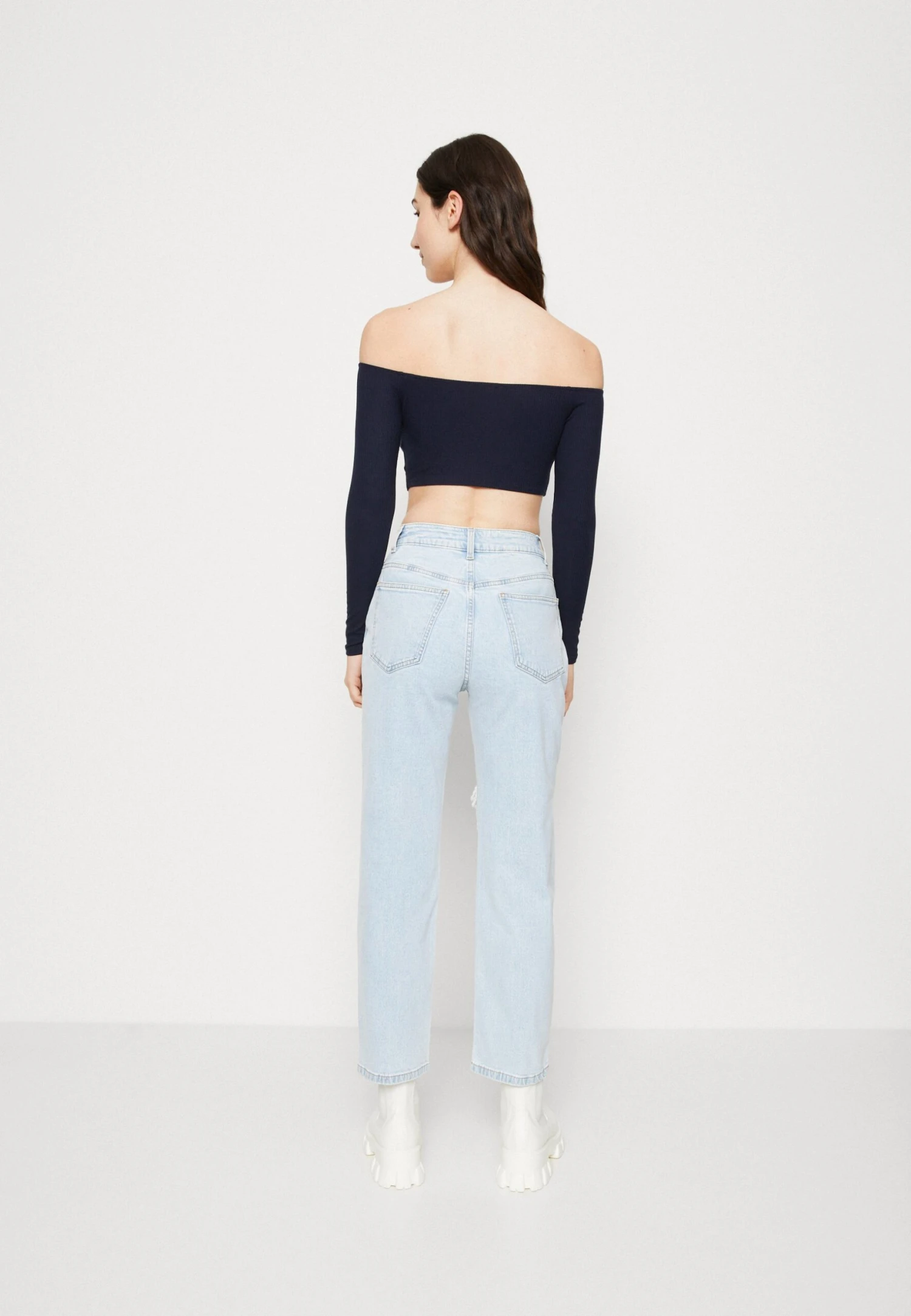 Wal G Hollie Off Shoulder Crop - T-Shirt À Manches Longues - Navy 3 Wal G Hollie Off Shoulder Crop - T-Shirt À Manches Longues - Navy – Image 3