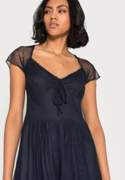 Wal G Selma Cuffed Sleeve - Combinaison - Navy 9 Wal G Selma Cuffed Sleeve - Combinaison - Navy -Wal Mode Promos Soldes Boutique ec557b13fe8a405a83801a4fd95848e3