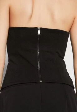 Wal G Liza V Neck - Débardeur - Black -Wal Mode Promos Soldes Boutique ee6bec51e4164d3d8c1de5aaf85e7e32